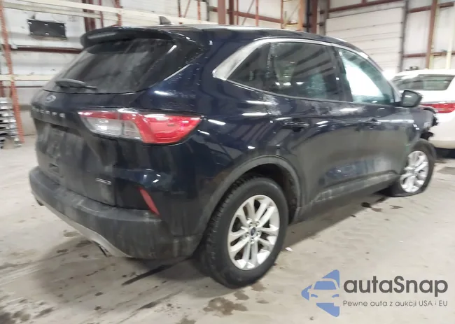 1FMCU9BZ2MUA52421: 44400031