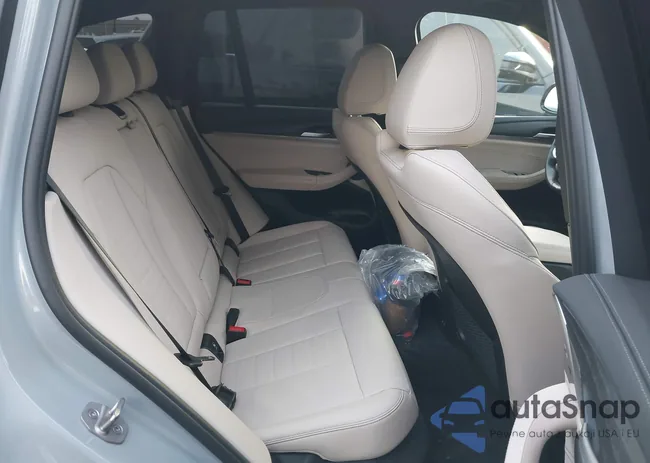 5UX53DP05P9P47088: 44400122