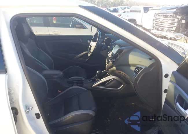 KMHTC6AE3GU267939: 44400242