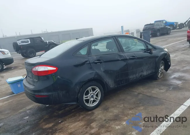 3FADP4BJ8HM152990: 44400245