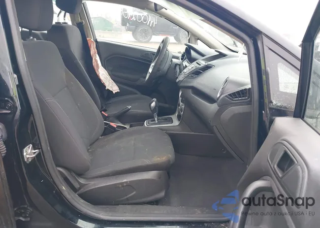 3FADP4BJ8HM152990: 44400245