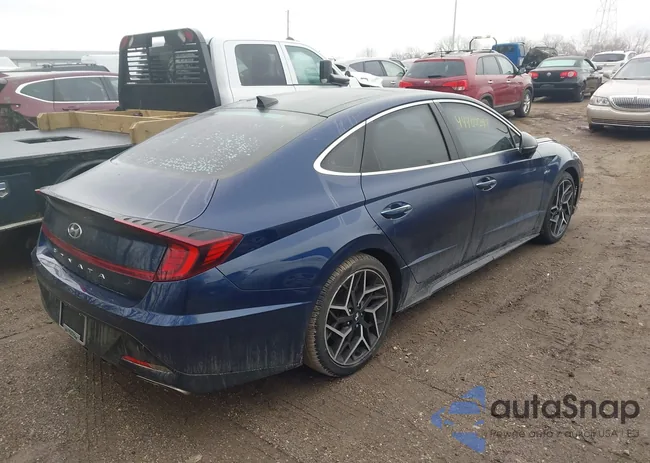 5NPEK4JC9MH105726: 44400299