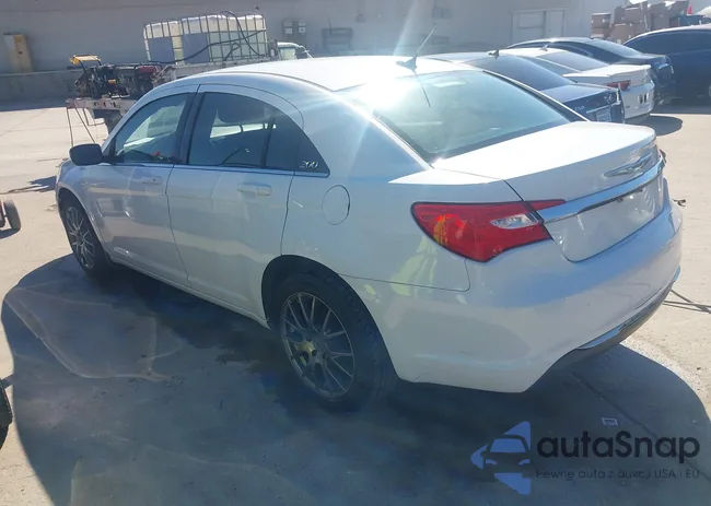 1C3CCBAB7DN685577: 44400387