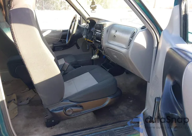 1FTCR14X3VTA08728: 44399474