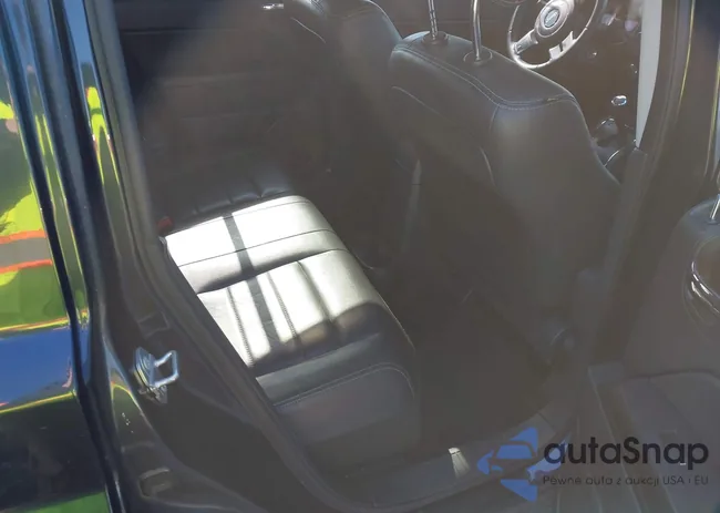 1C4NJPFA6FD185782: 44399644