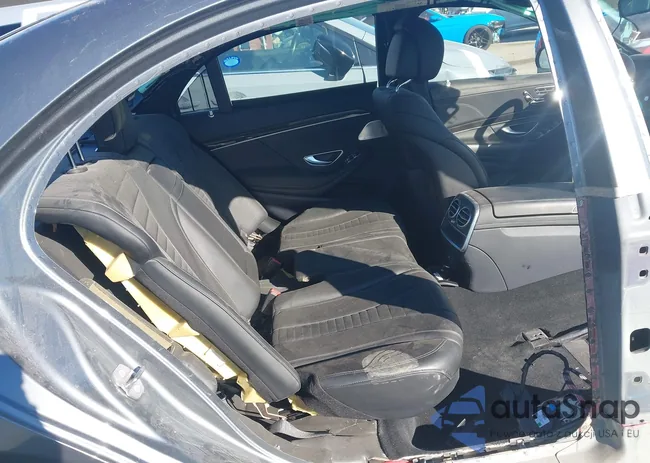 WDDUG8DB0KA484505: 44399751