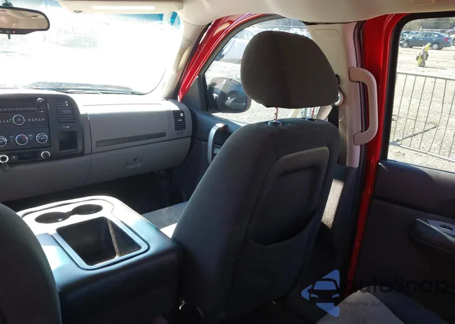 2GCEC13C781289614: 44400858