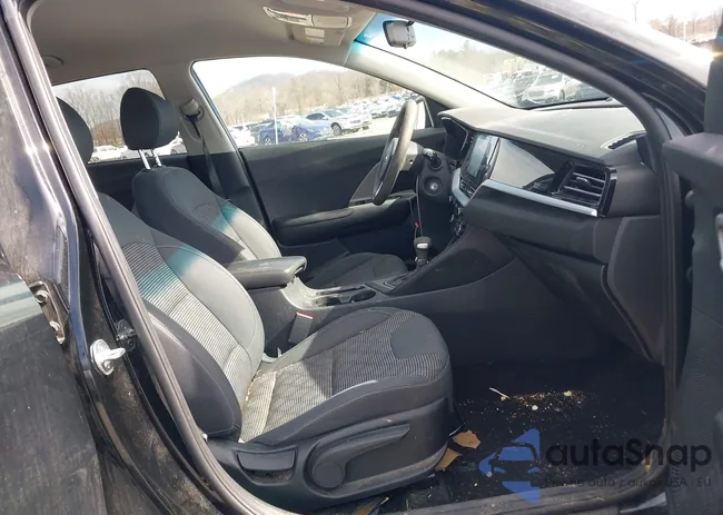 KNDCB3LC6M5469228: 44400890