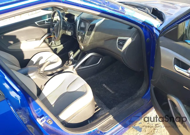 KMHTC6AD8CU064157: 44400945