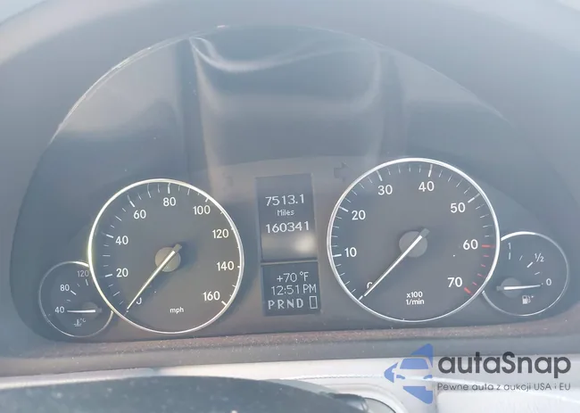 WDBRF40JX5F715599: 44401013