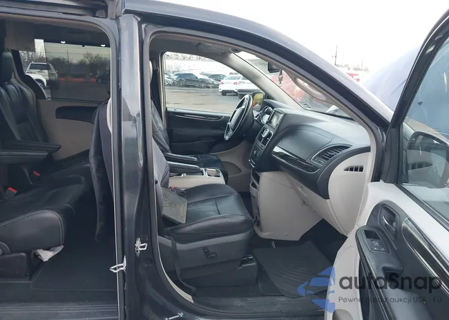 2C4RC1CG6DR621512: 44401052