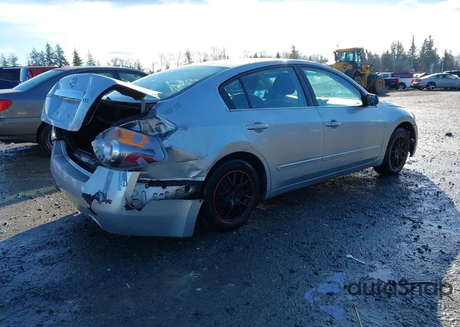 1N4AL2AP1AN500584: 44401112