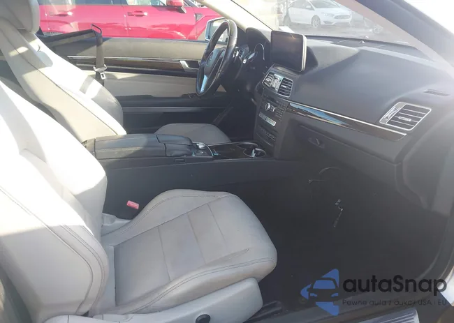 WDDKJ7DB1EF272951: 44401113