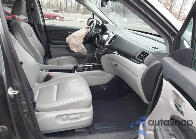 5FNYF6H90JB022445: 44401181