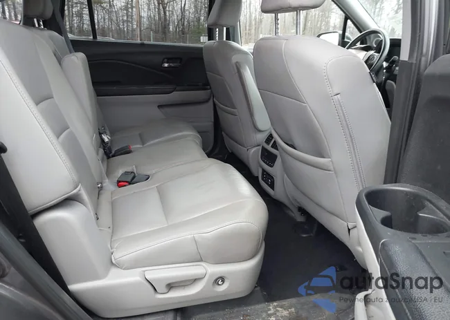 5FNYF6H90JB022445: 44401181