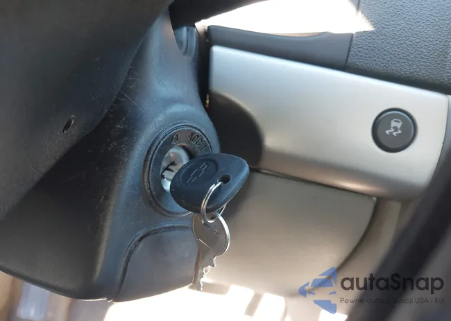 1G1AM58B687244937: 44401286