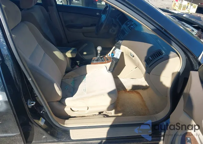 1HGCM55766A150588: 44401306