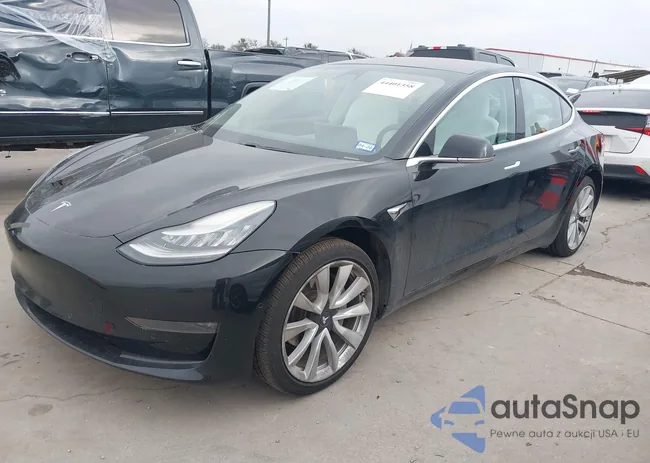 5YJ3E1EA9JF177929: 44401358