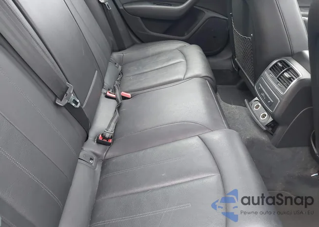 WAUF8AFC1HM049911: 44401394