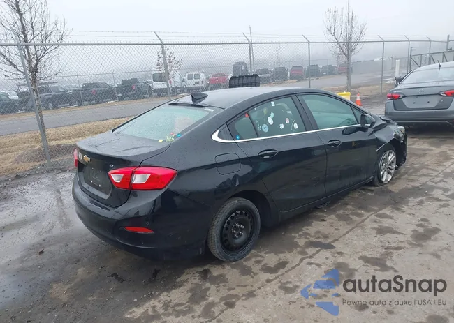 1G1BE5SM8K7132353: 44400451