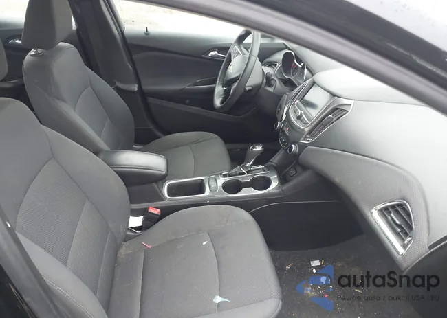 1G1BE5SM8K7132353: 44400451