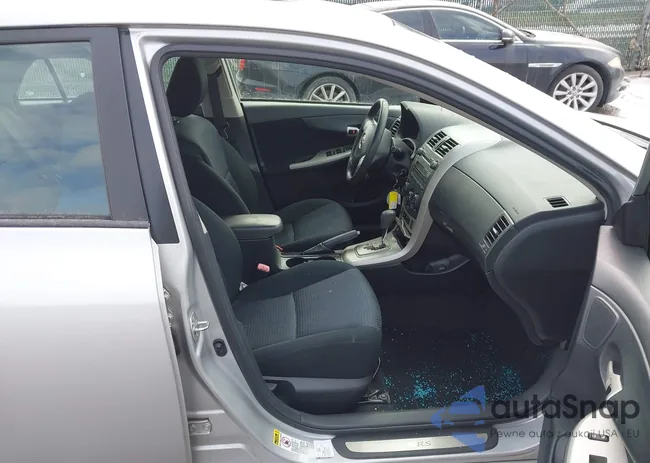 2T1BE40E49C026844: 44400465