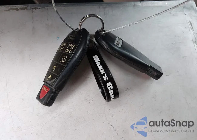 2C4RDGCG4CR147056: 44400473