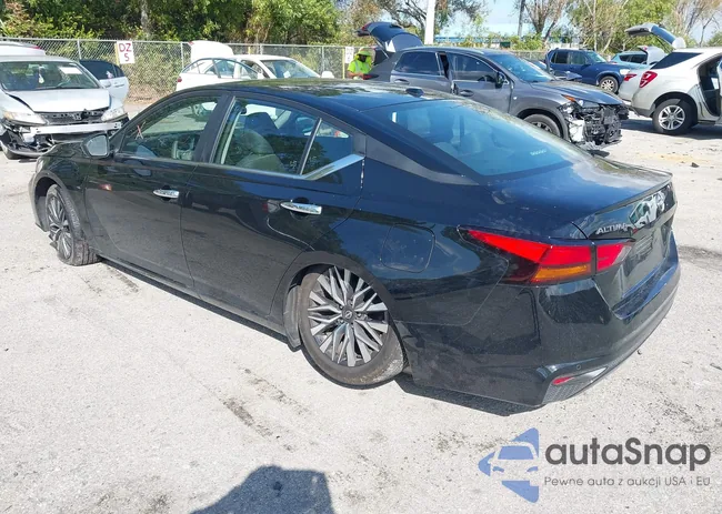 1N4BL4DV6SN332808: 44400508