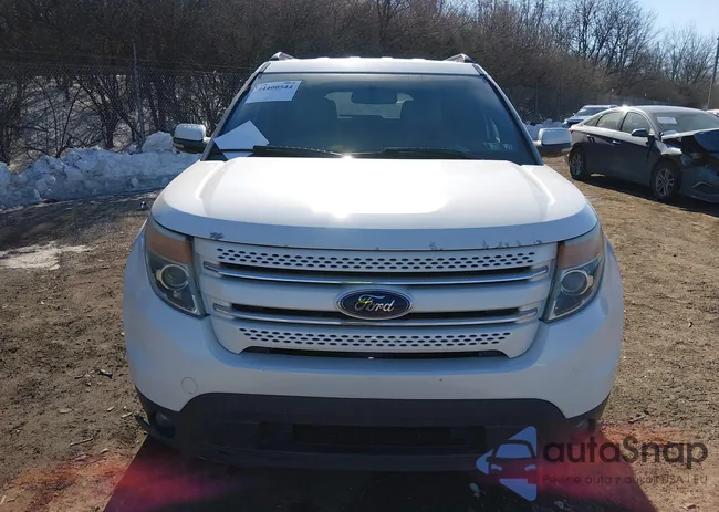 1FMHK7F86BGA16714: 44400544