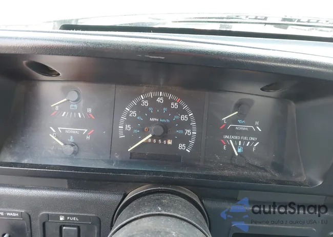 1FTHX26G2JKB05238: 44400558