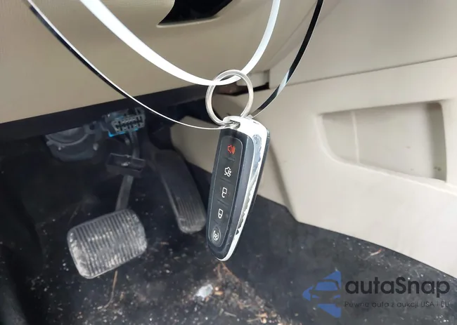 2FMHK6C85FBA10818: 44400625