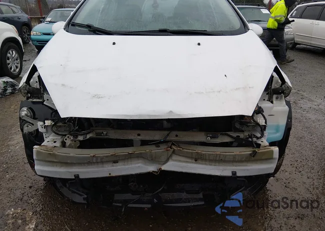 3FADP4AJ2GM141256: 44400710