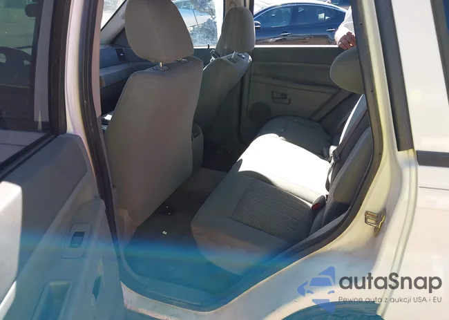 1J8HS48P17C595402: 44400732