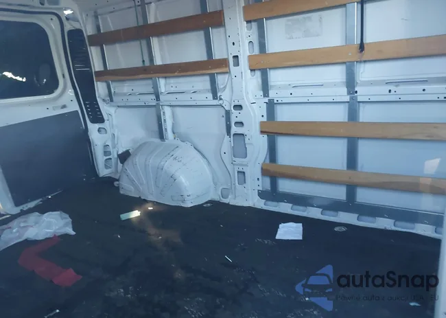 3C6LRVVG6PE551354: 44400741