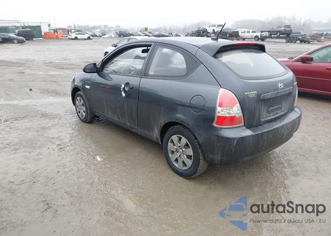 KMHCM36C79U141055: 44400770