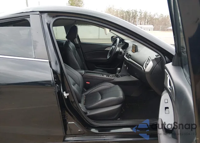 3MZBN1L74HM102139: 44400802