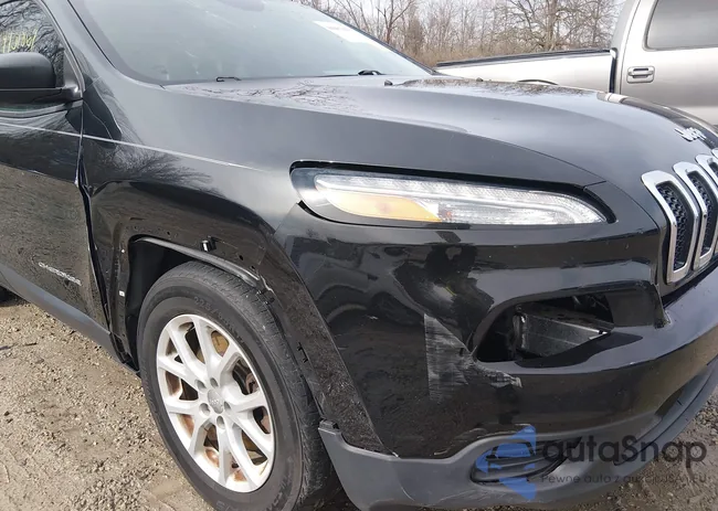 1C4PJLAB3GW330011: 44401867