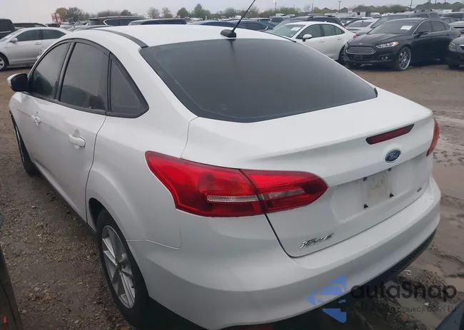 1FADP3F23HL276566: 44401885