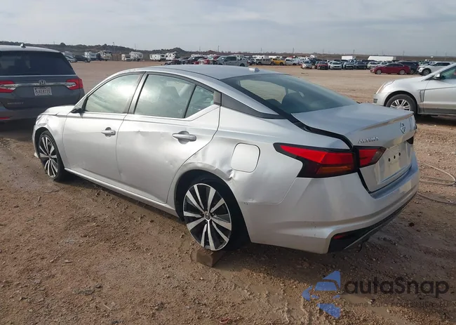 1N4BL4CV4KC146729: 44401893