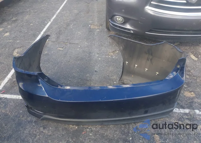 2T1BU4EE8DC118608: 44401920