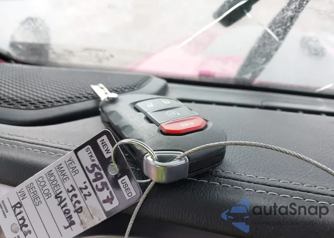 1C4HJXEG8NW126481: 44401991