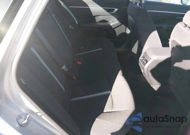 KMHL24JJ4TA144795: 44402054