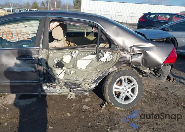 1HGCM55746A179541: 44402132