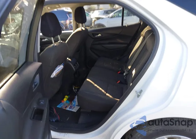 2GNAXUEV9M6157204: 44402174