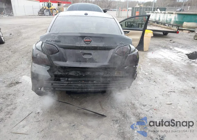 1N4AL3AP2HC137465: 44402364