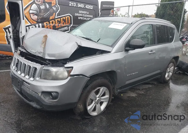 1C4NJCBA4GD621741: 44402369