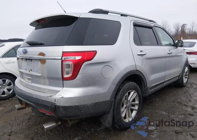 1FMHK8D81BGA78255: 44402379