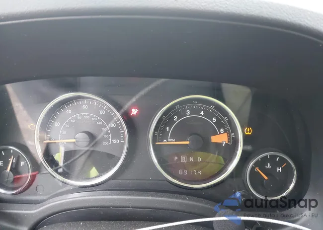 1C4NJCEA0GD754766: 44401534