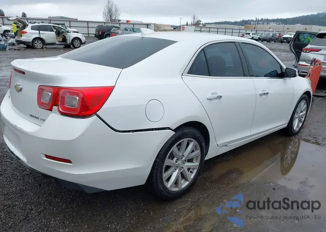 1G11E5SA9GF135955: 44401564