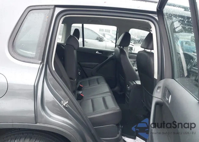 WVGAV7AX7GW611382: 44401597